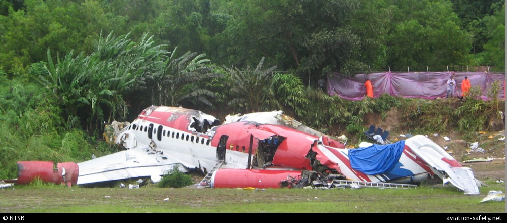 McDonnel Douglas MD-82 | One-Two-Go airlines | HS-OMG | picture of MD-82 crashsite at Phuket, Thailand