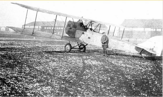 September 24, 1917 - Giulio Laureati Flies 683 miles from Turin to London Without Stopping
Pictured - A pilot, quite possibly Captain Laureati, poses in front of the SIA 7B aircraft used to fly from Turin to London. Laureatis flight set the record...