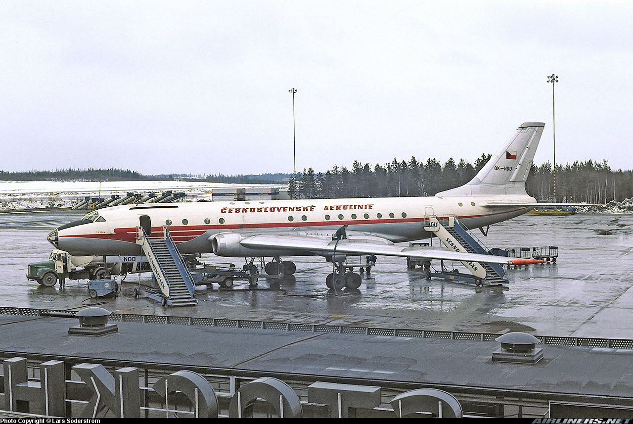 An airplane on the runway

Description automatically generated with low confidence