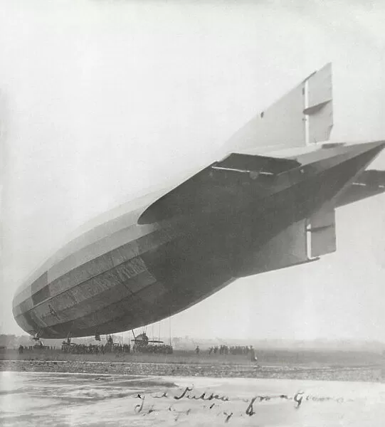 Zeppelin LZ113 L71 held by its ground crew